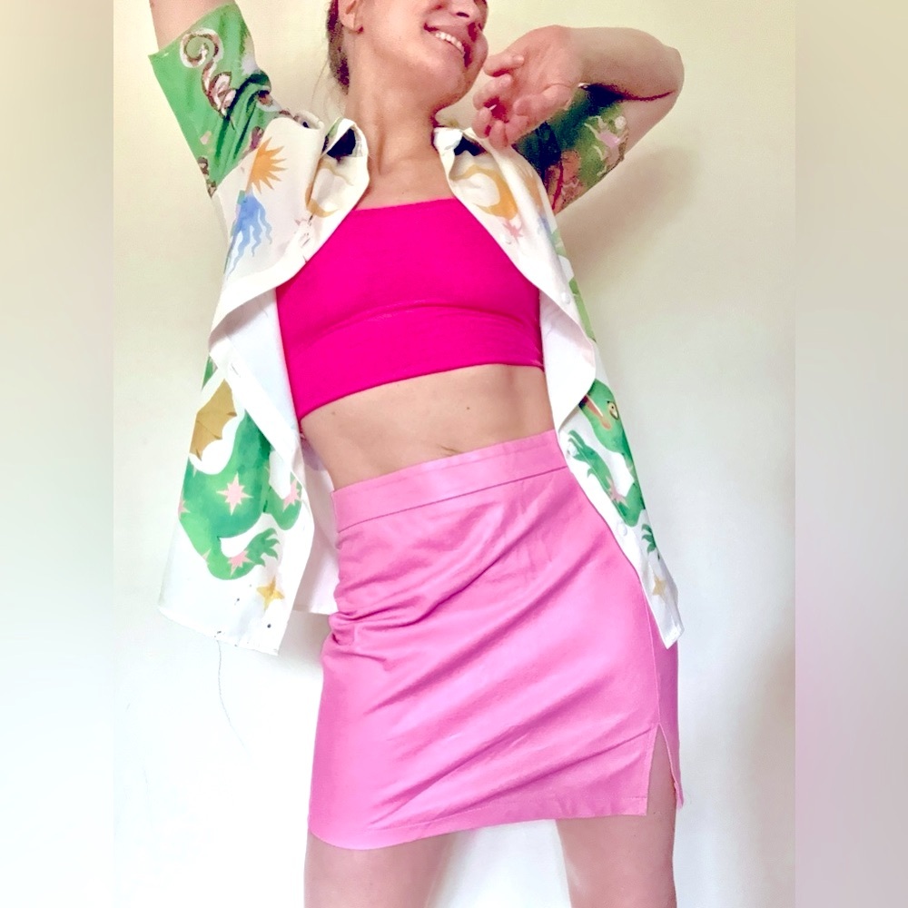 Vintage Italian faux leather pink mini skirt